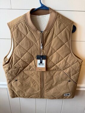 NWT The North Face Cuchillo Insulated Men's Vest Size LARGE